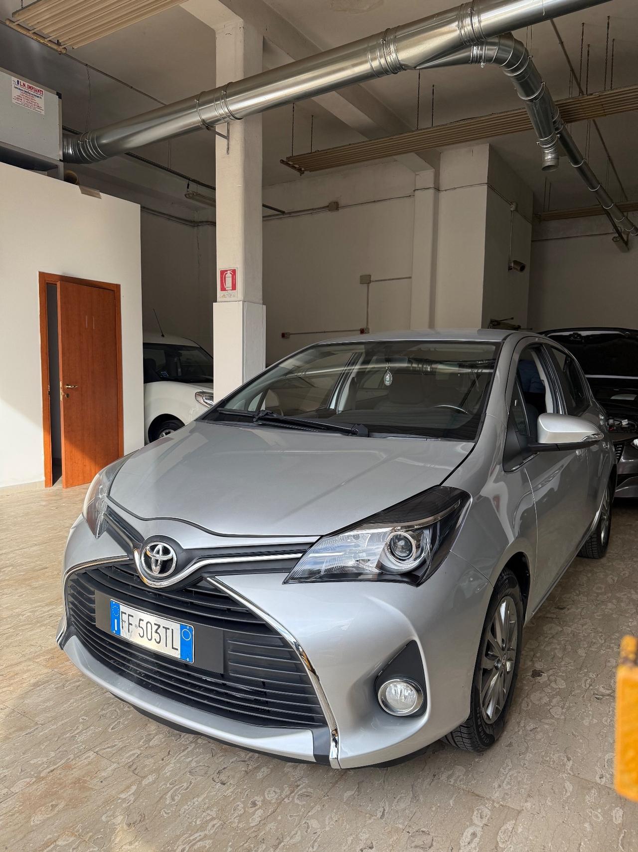 Toyota Yaris 2016 1.0 5 porte