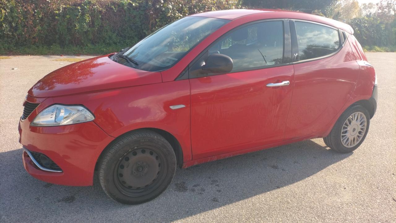 Lancia Ypsilon 1.2 69 CV 5 porte Silver**LEGGERE NOTE **