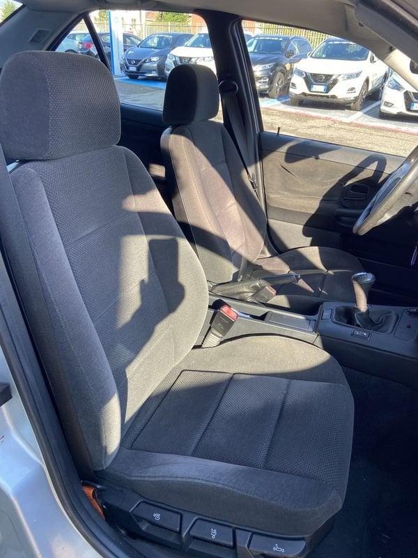 BMW Serie 3 318 1.8 115CV 4P