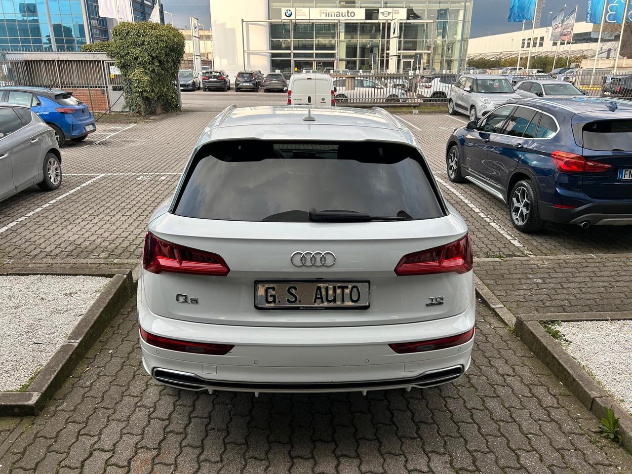 Audi Q5 40 2.0 tdi Sport S-Line quattro 190cv GRANDINATA