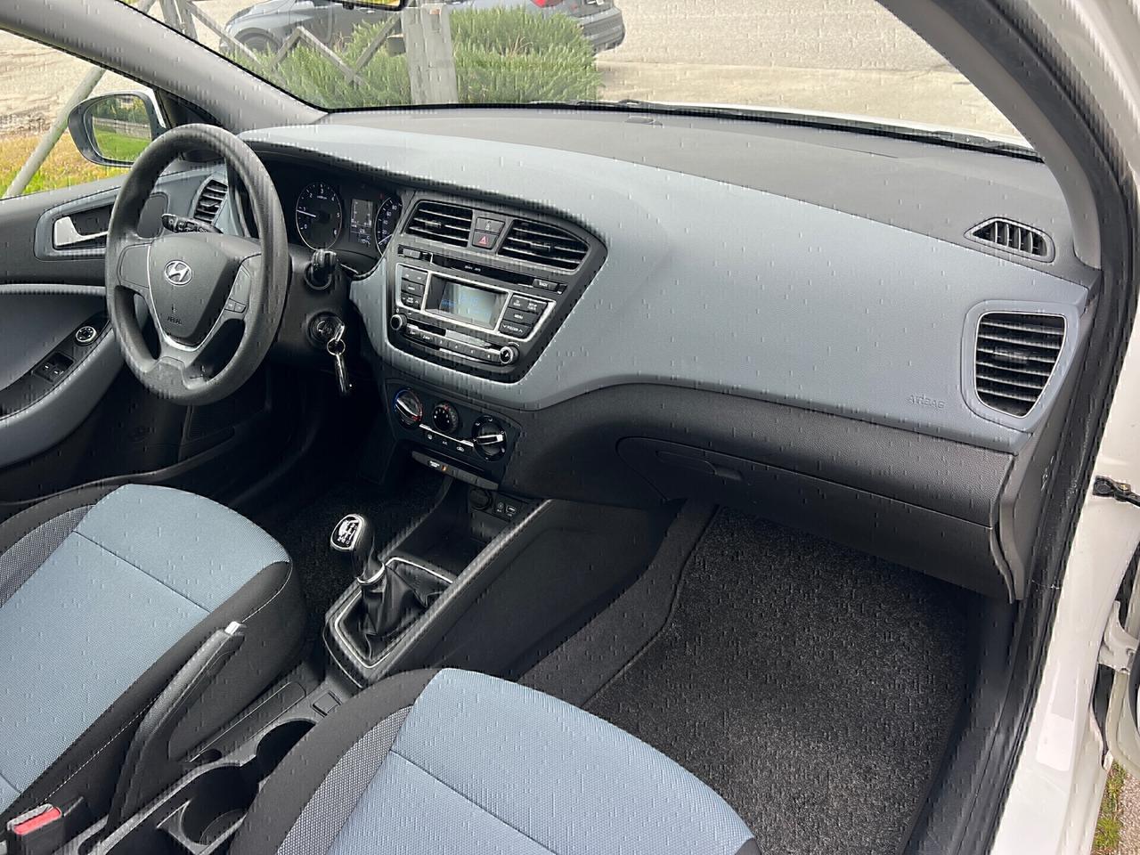 Hyundai i20 1.1CRDi 75CV 5porte-2017"UNIPRO"