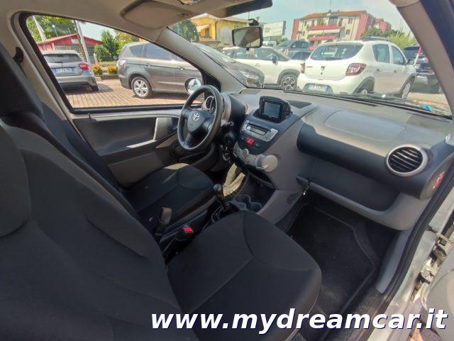 TOYOTA Aygo 1.0 Now Connect NEOPATENTATI