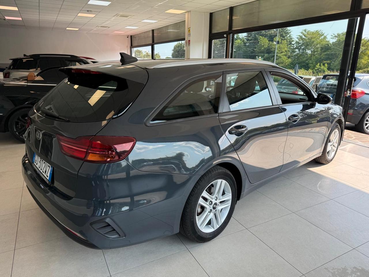 Kia Ceed 1.4 MPi GPL SW Business Class