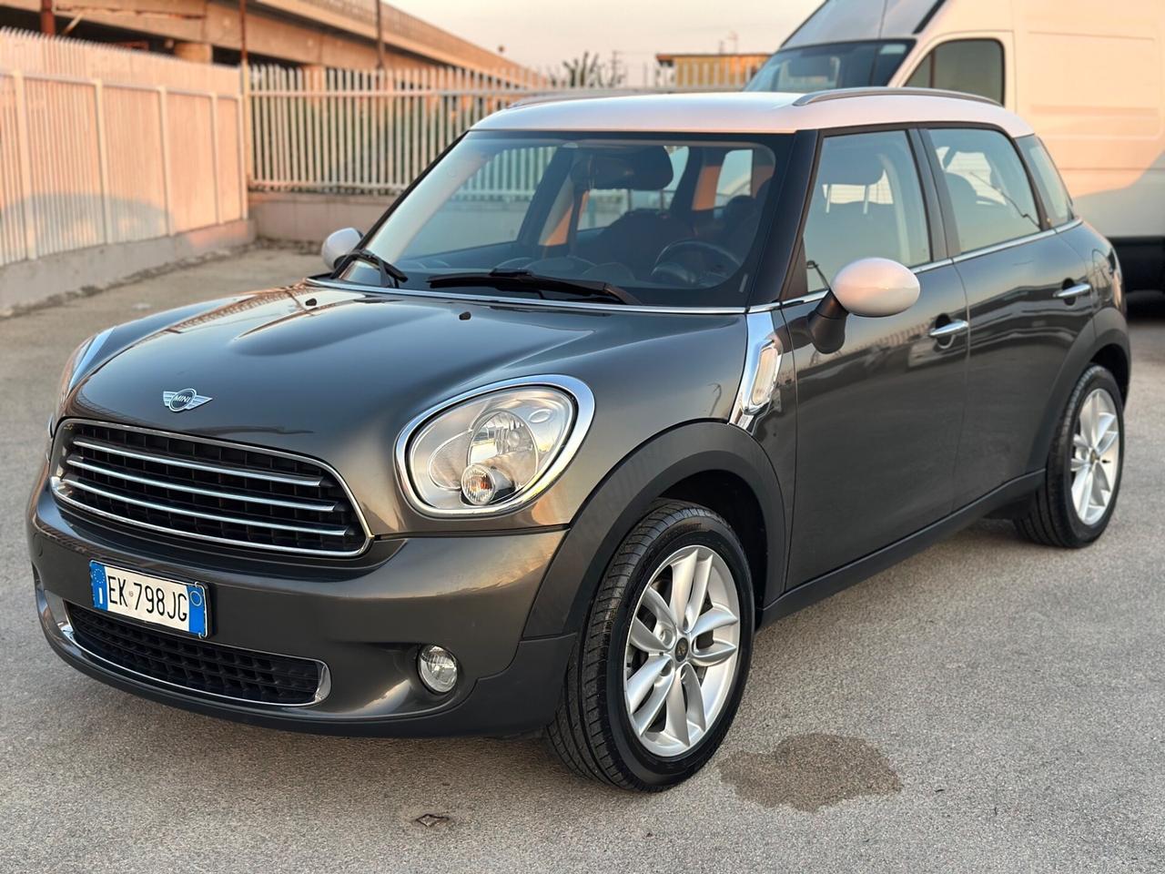 Mini Countryman 2011 1.6 122CV Cooper Benzina DA V
