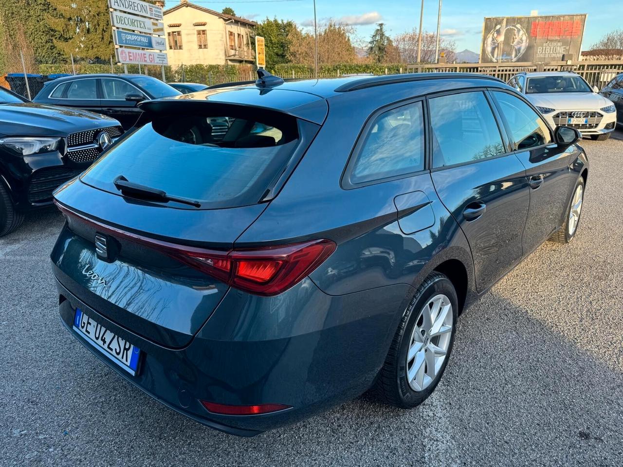 Seat Leon Sportstourer 1.5 eTSI 150 CV DSG Business