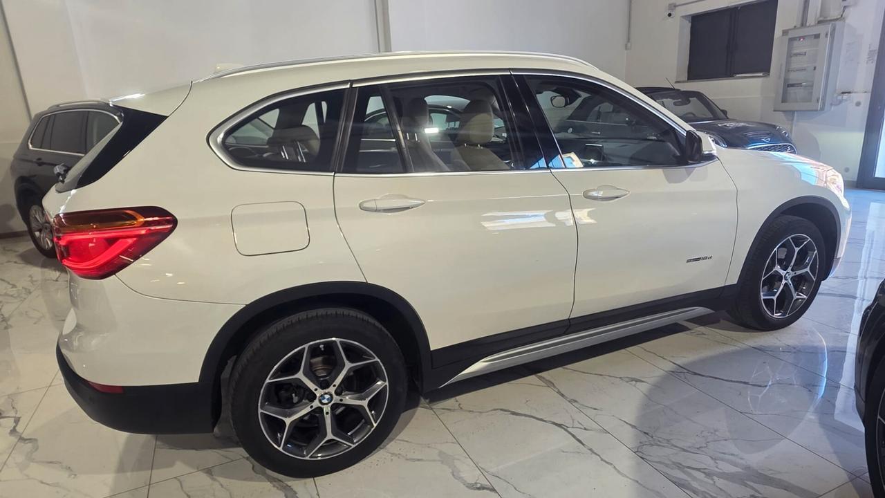 Bmw X1 sDrive18d xLine