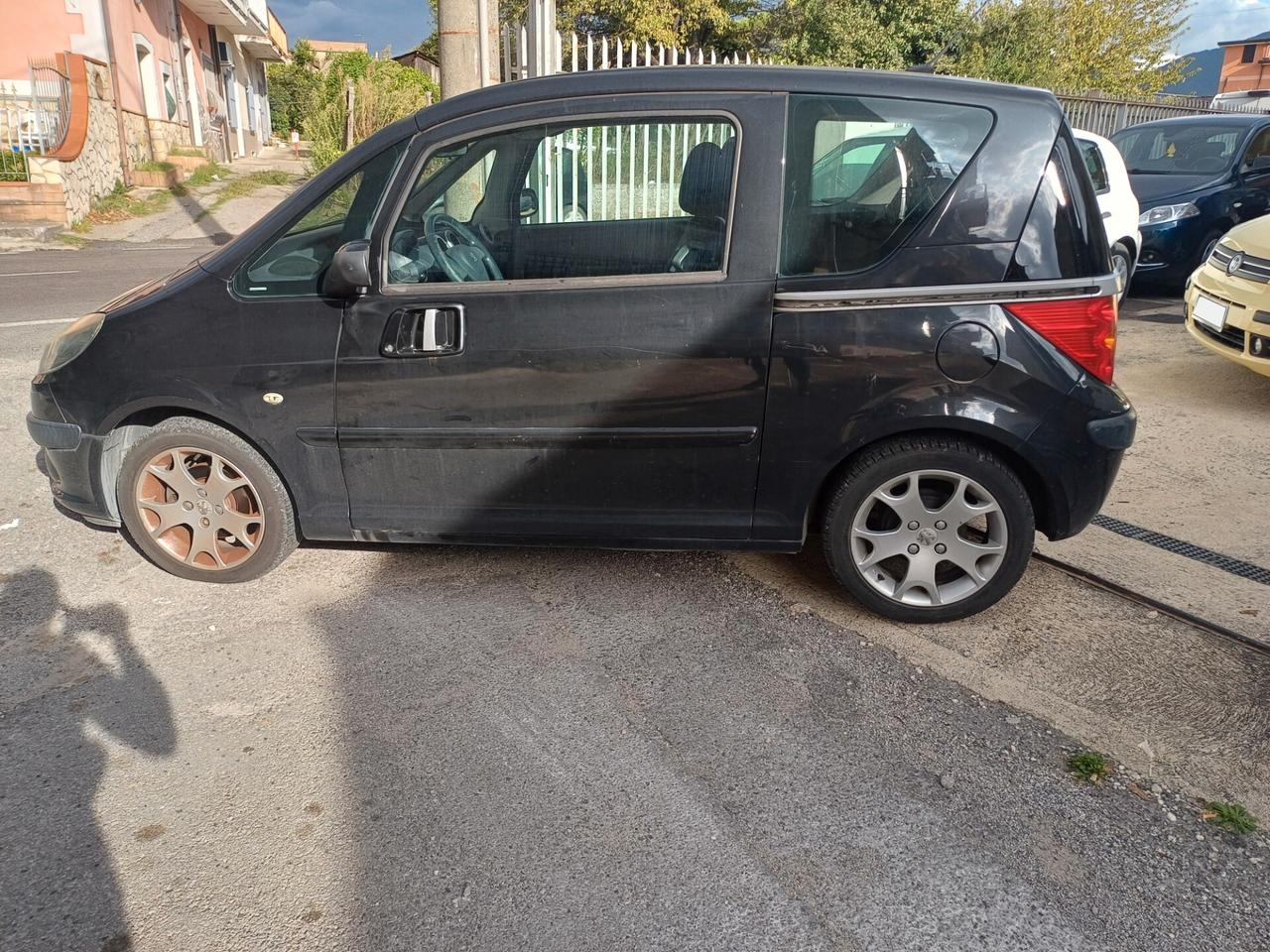 Peugeot 1007 1.4 HDi Happy Unico Proprietario