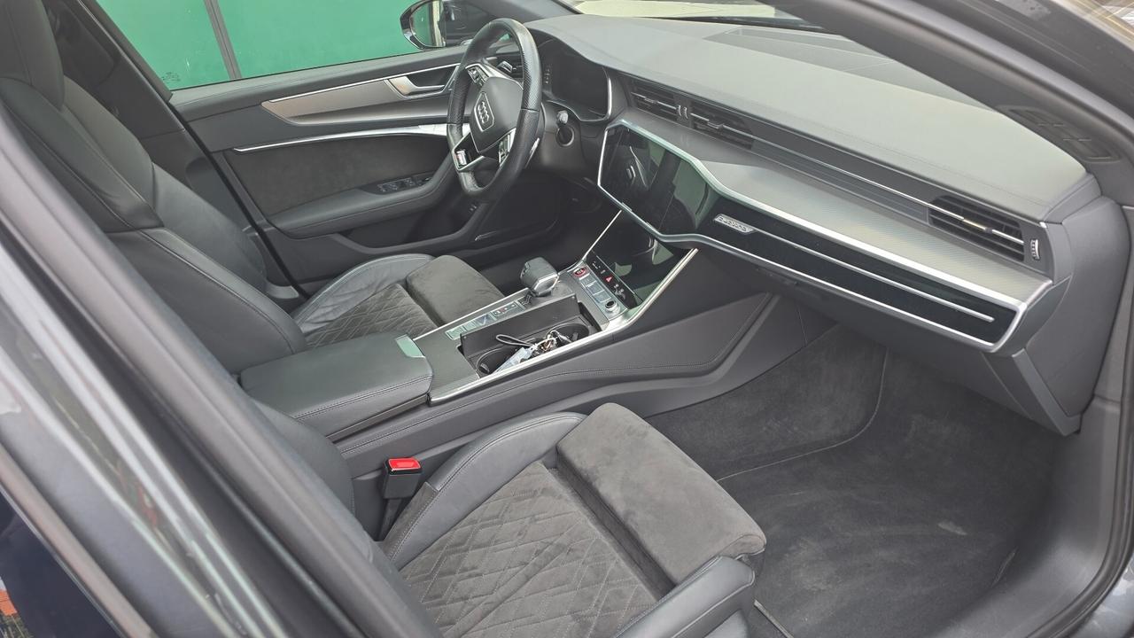 Audi A6 RS 6 Avant 4.0 TFSI V8 quattro tiptronic