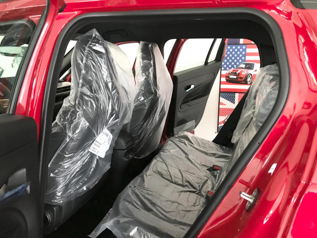 Jeep Avenger 4XE 1.2 Turbo 145 CV MHEV Upland