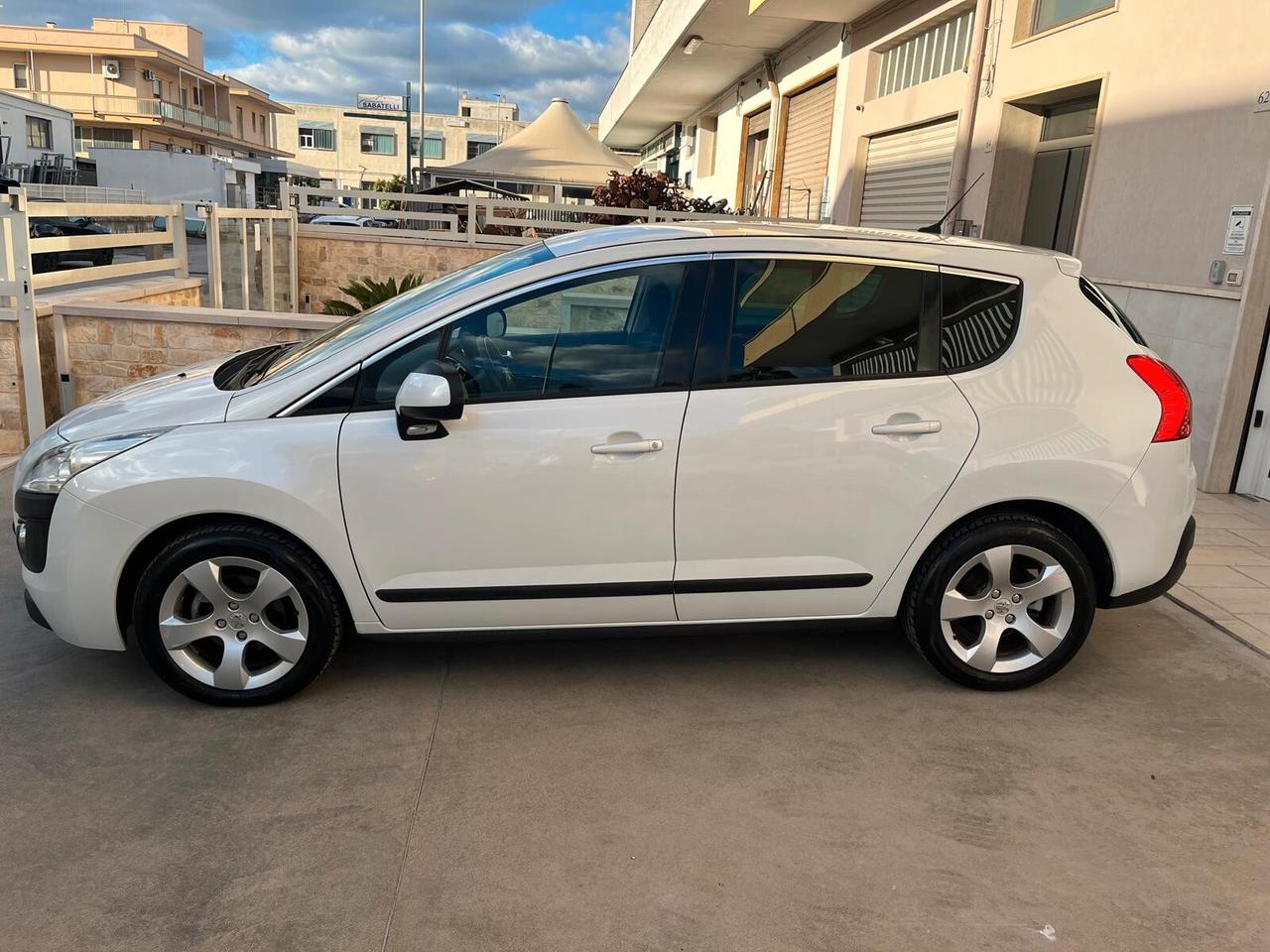 Peugeot 3008 1.6 HDi 110CV Business