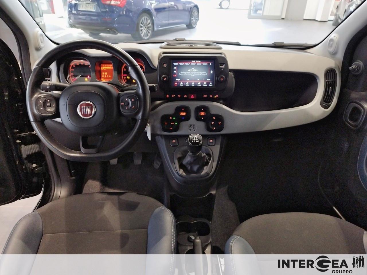 FIAT Panda 1.0 firefly hybrid City Cross s&s 70cv 5p.ti