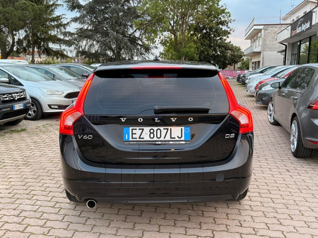 Volvo V60 D2 1.6 Kinetic
