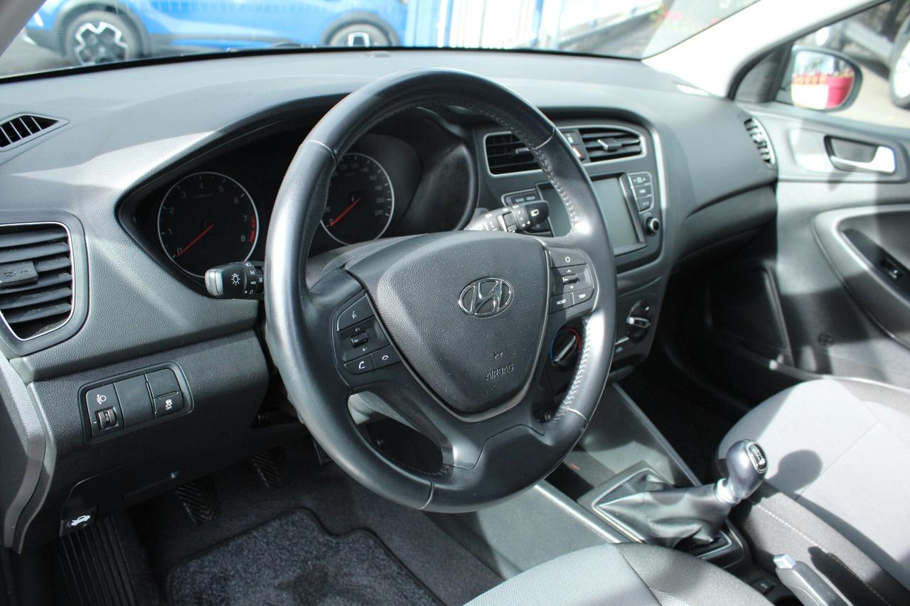 Hyundai i20 1.2 5 porte Tech