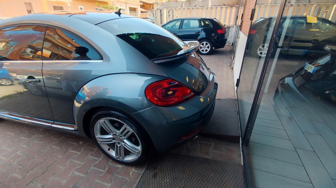 Volkswagen Maggiolino 2.0 TSI DSG Sport
