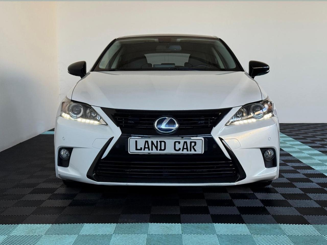 Lexus CT 200h Hybrid Black Style