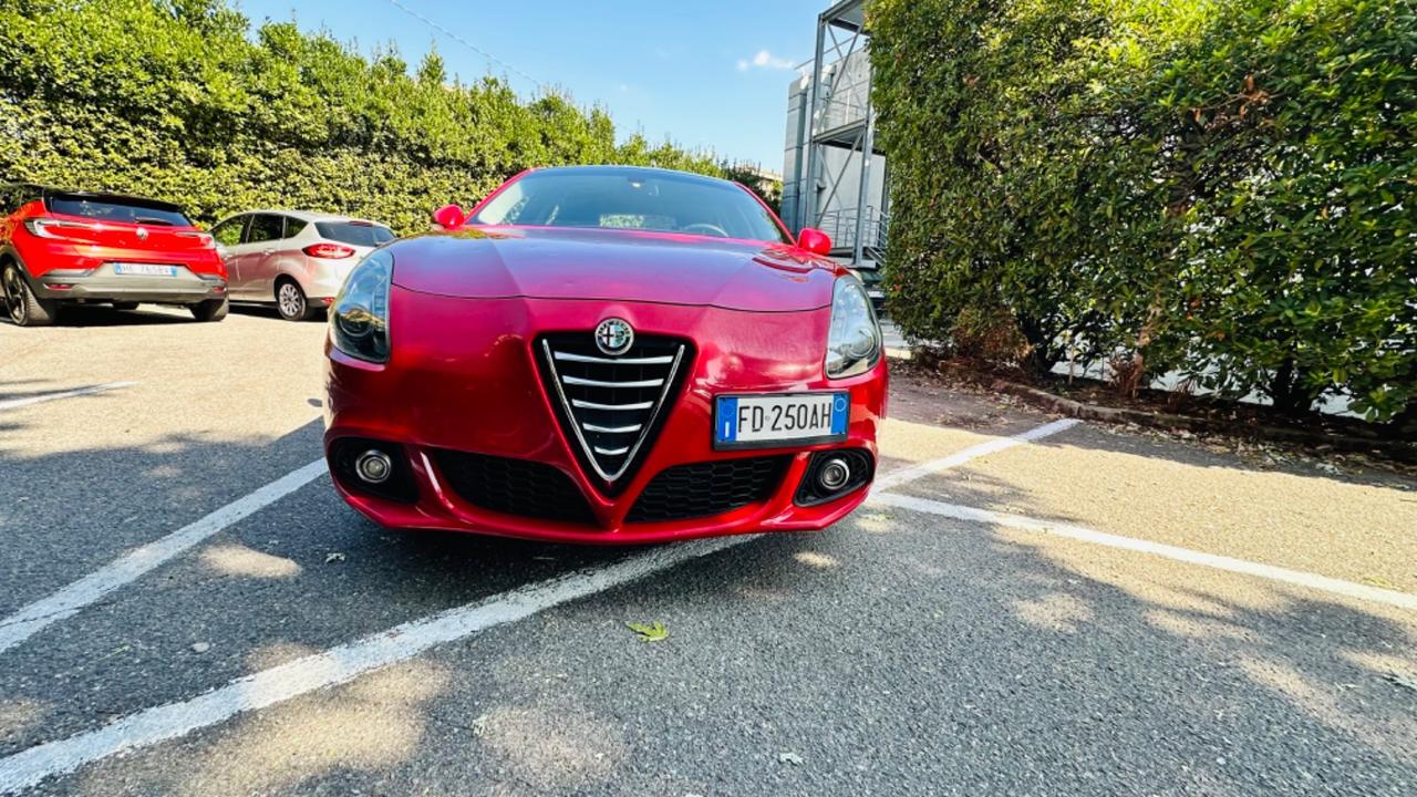 Alfa Romeo Giulietta 1.6 JTDm-2 120 CV.euro6b.o.k. neopatentati