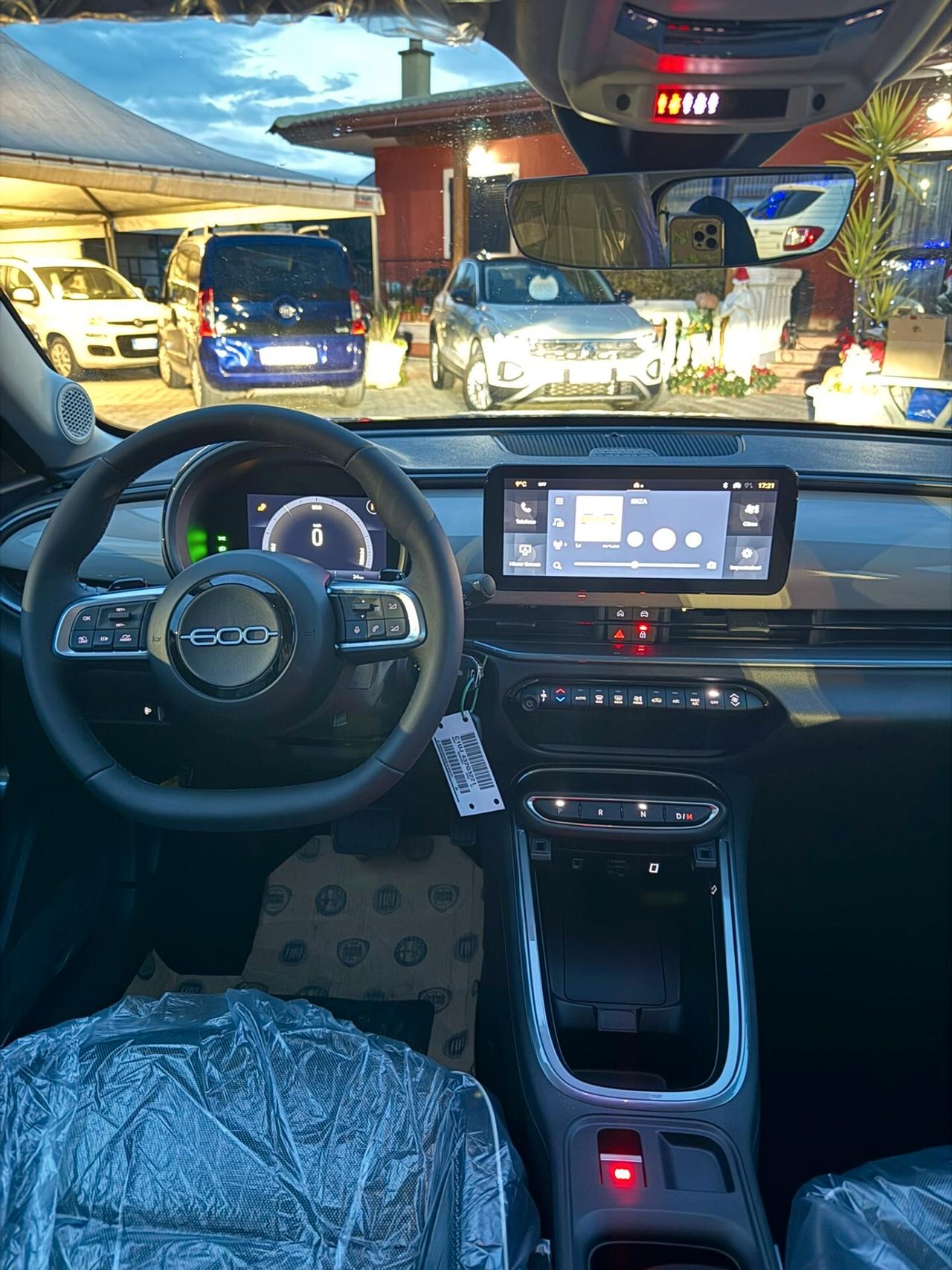 Fiat 600 Hybrid 145 CV CAMBIO AUTOMATICO "ICON"