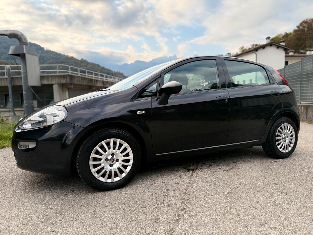 Fiat Punto 1.3 MJT II S&S 95 CV Street Euro6