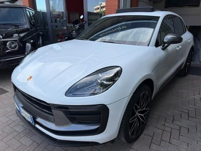 Porsche Macan 2.0 T 265CV