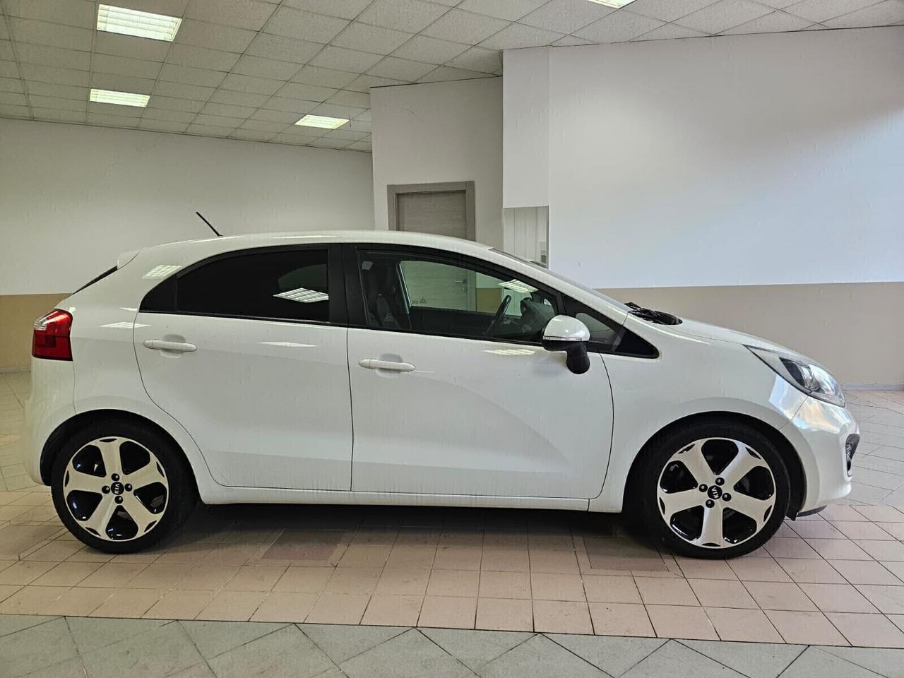 Kia Rio 1.4 CRDi 5p. Cool