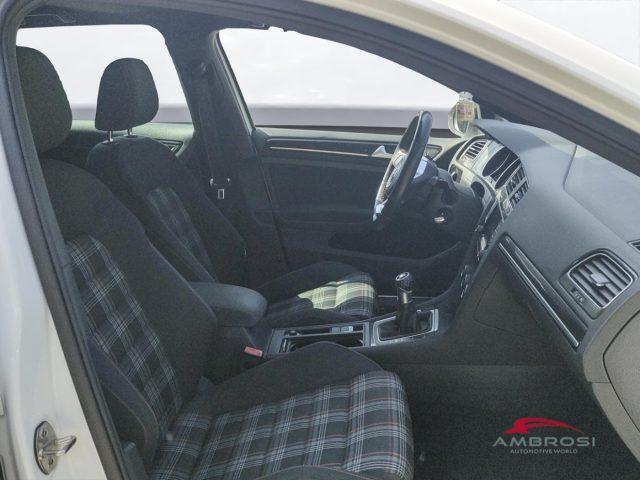 VOLKSWAGEN Golf GTI Performance 2.0 230 CV TSI 5p. BMT - PER OPERA