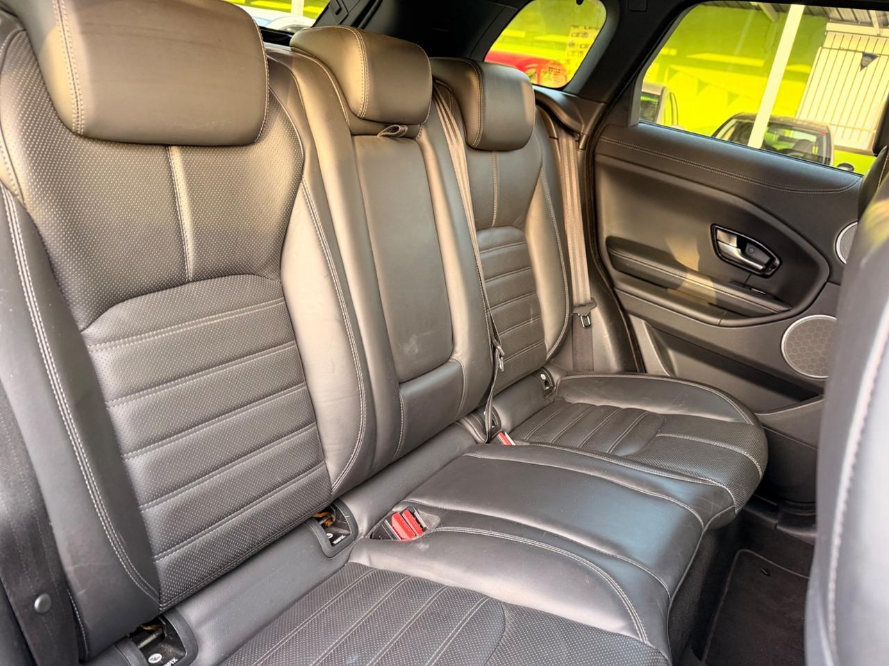 Land Rover Range Evoque 2.0 TD4 180 CV 5p. SE Dynamic