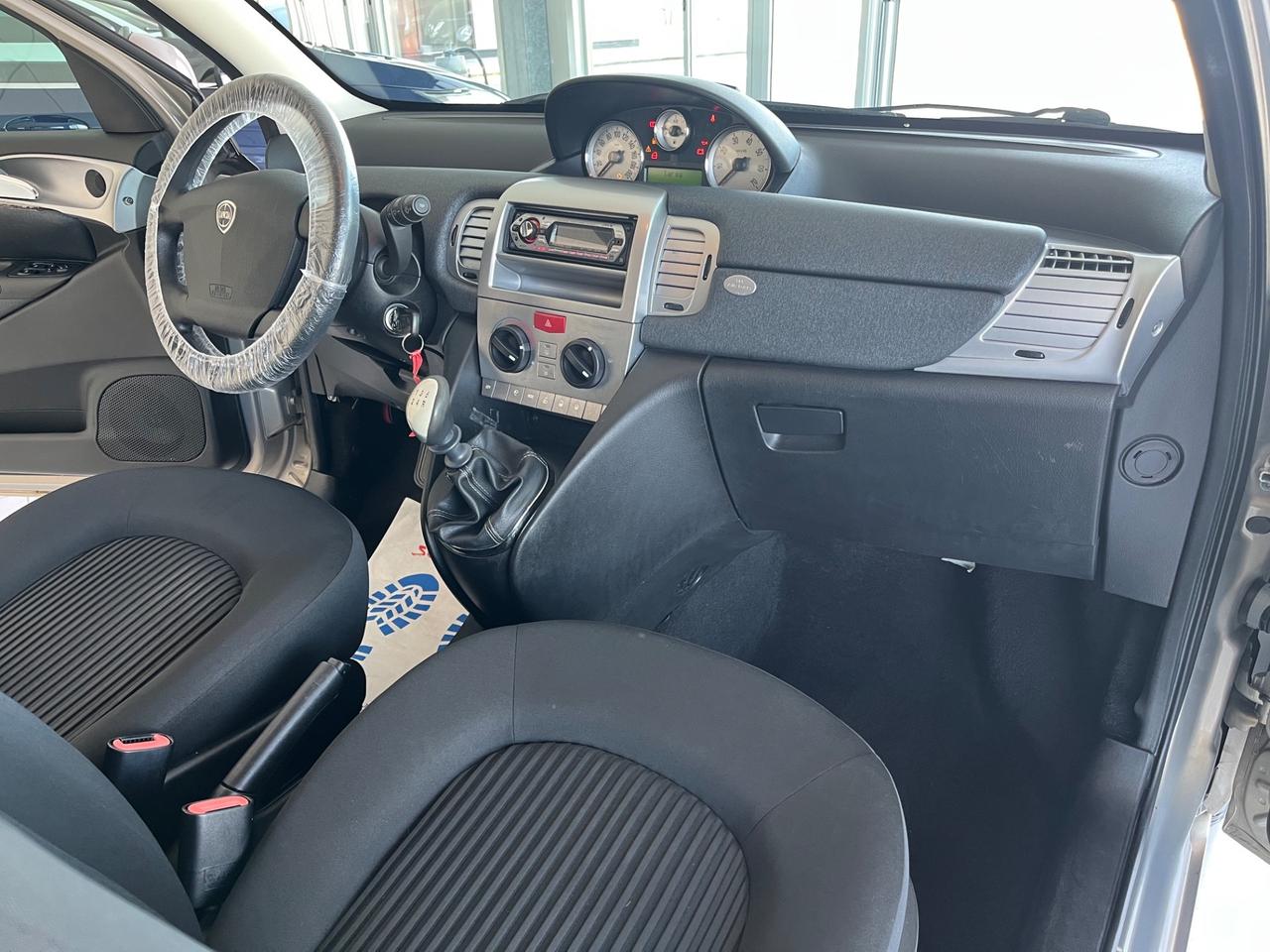 Lancia Ypsilon 1.2 BENZINA