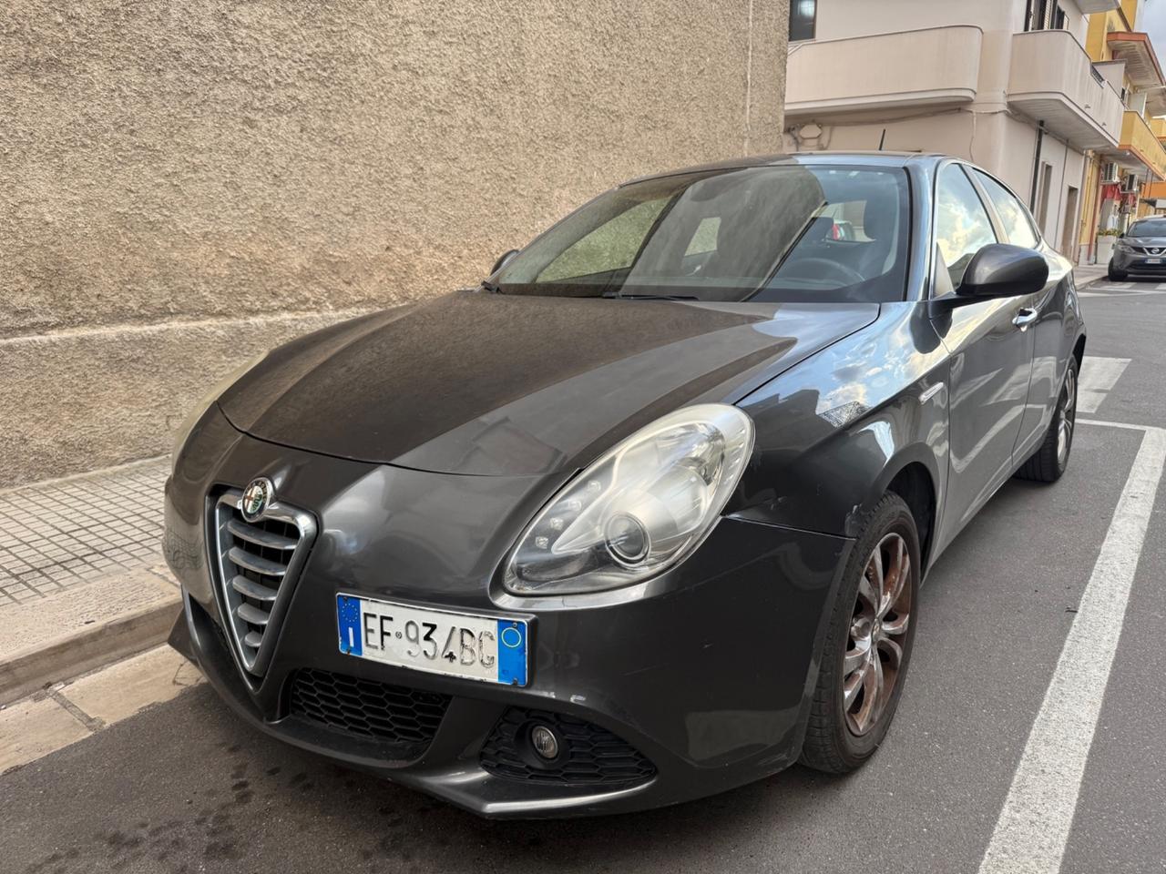 Alfa Romeo Giulietta 1.6 JTDm-2 105 CV Distinctive