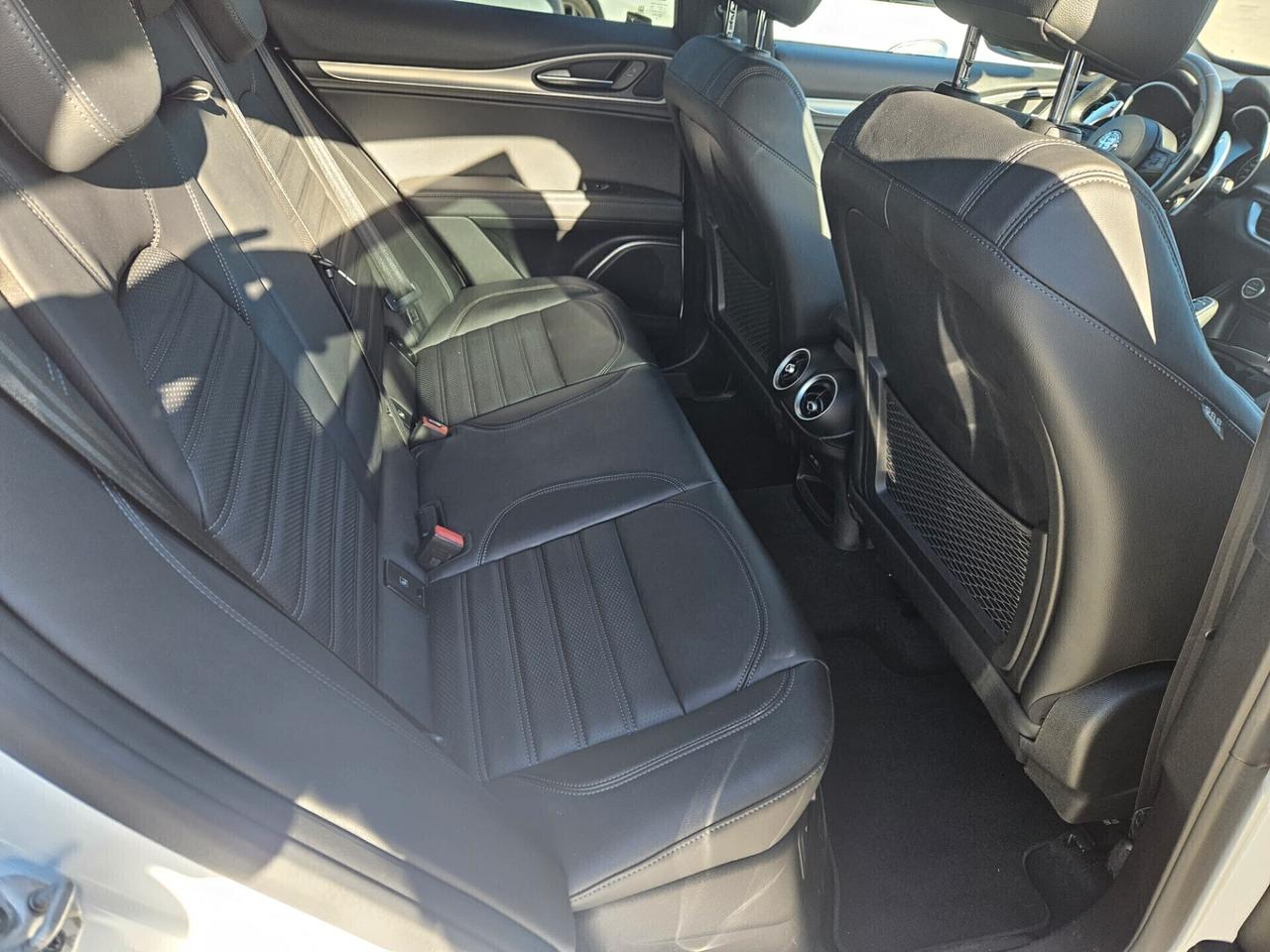 Alfa Romeo Stelvio 2.2 210 CV AT8 Q4 Veloce