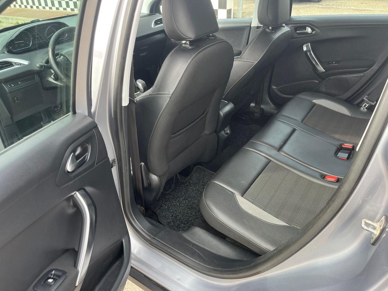 Peugeot 2008 N1 BlueHDi 100 Allure 2015