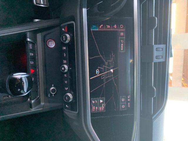 AUDI RS Q3 SPB quattro S tronic