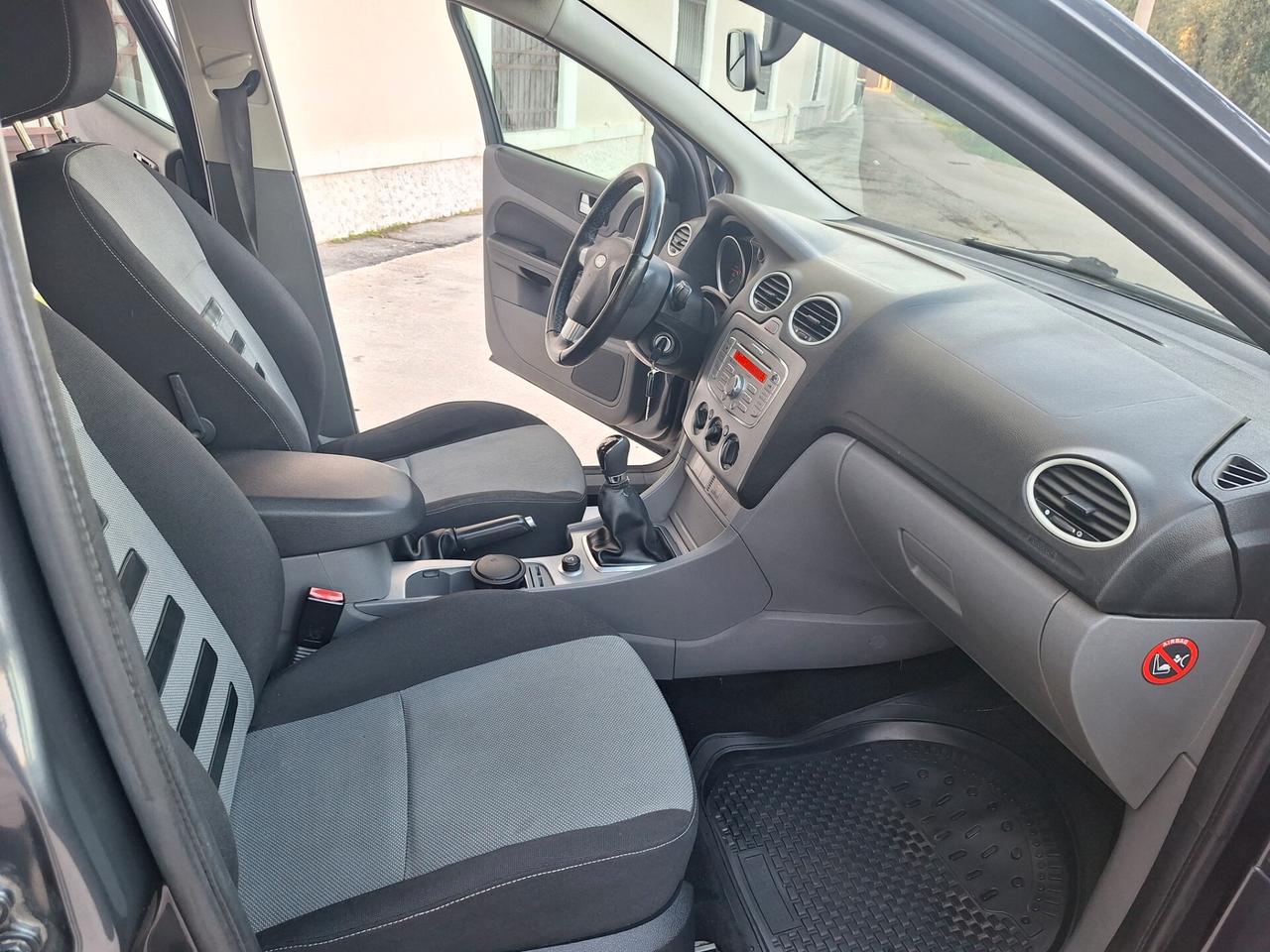 Ford Focus 1.6 TDCi (110CV) 5p. BERLINA PERFETTA