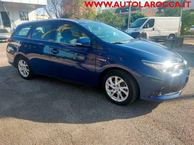 TOYOTA Auris Touring Sports 1.8 Hybrid Lounge