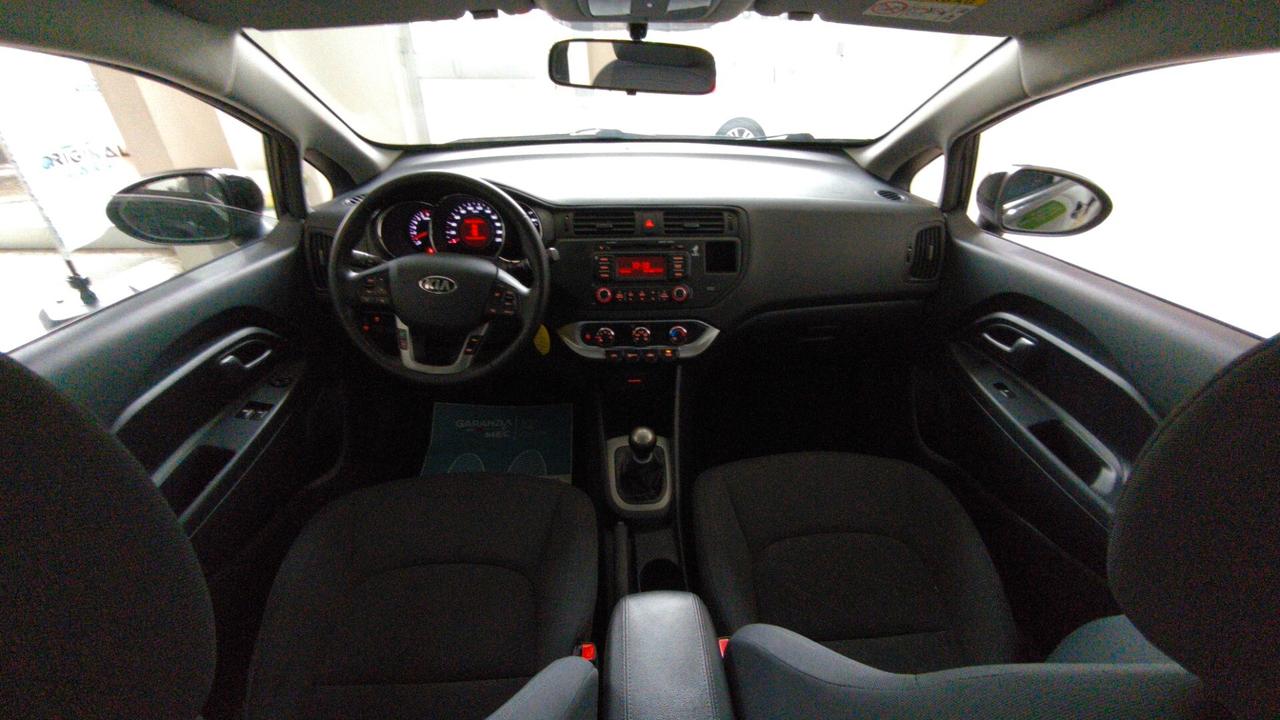 Kia Rio 1.2 CVVT 5p. Cool