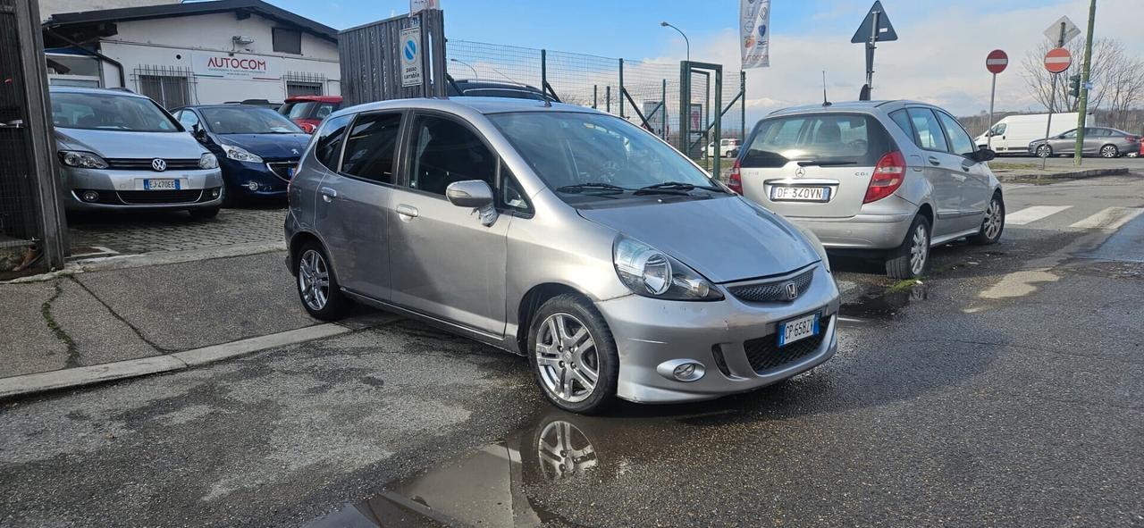 Honda Jazz 1.4 i-DSi 5p. Graph.