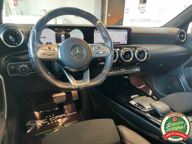 MERCEDES-BENZ A 180 136cv Aut. Premium AMG *TETTO