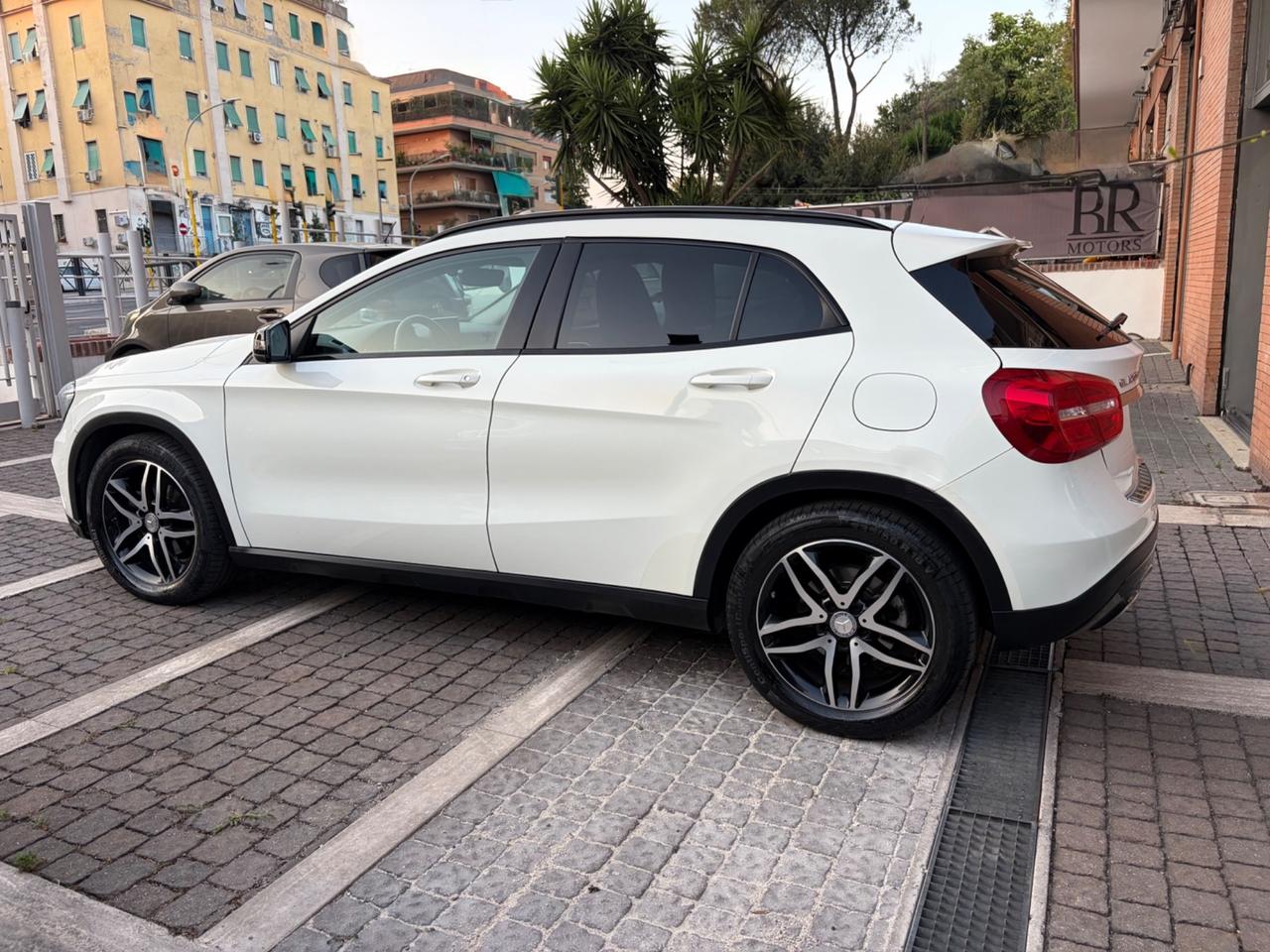 Mercedes-benz GLA 200d Sport - VENDUTA IL 27.7.2026 !!