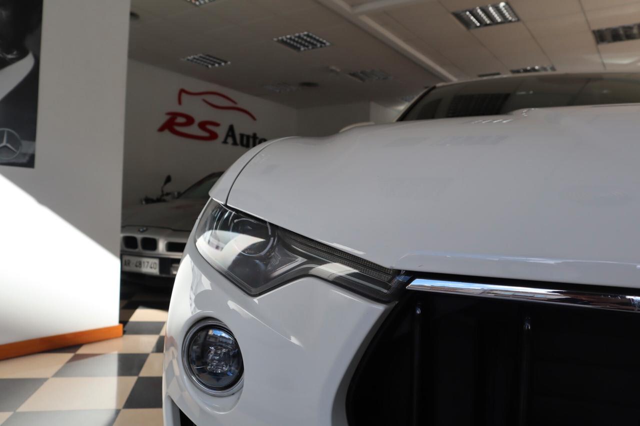 Maserati Levante V6 430 CV S AWD Gransport