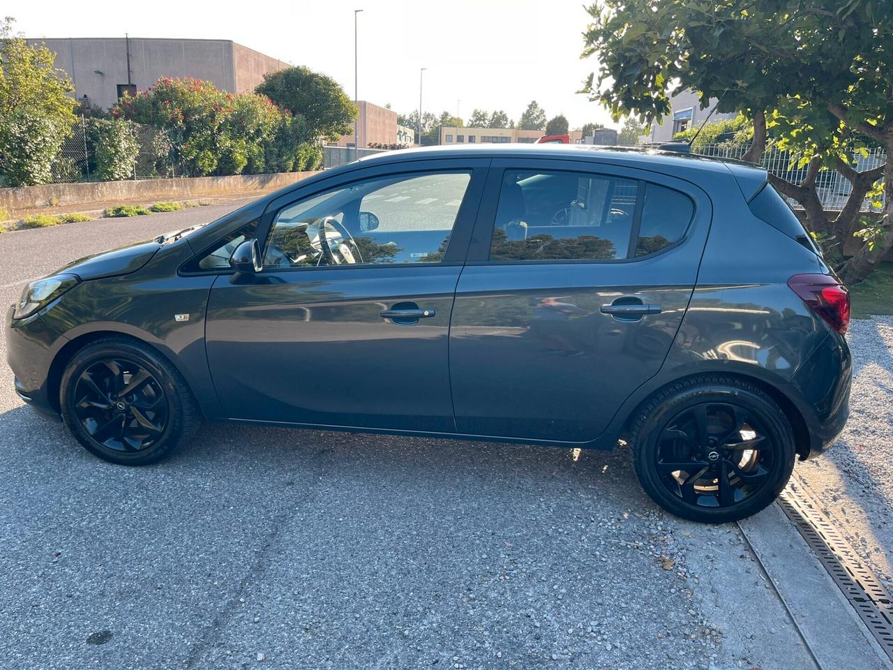 Opel Corsa 1.4 90CV GPL Tech 5 porte Advance