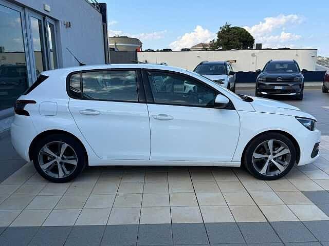 Peugeot 308 BlueHDi 130 S&S Active