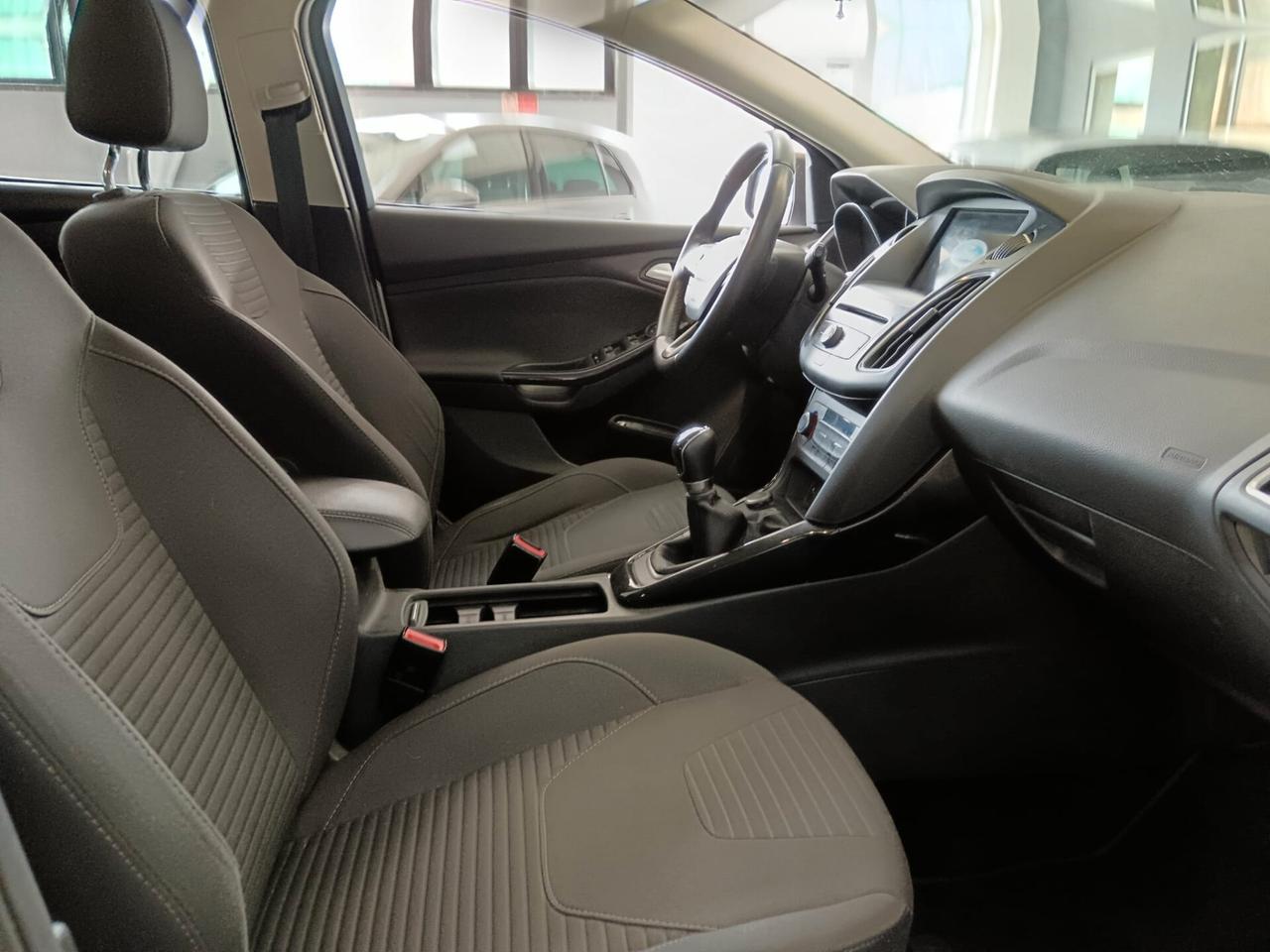 Ford Focus Benzina/GPL Manuale