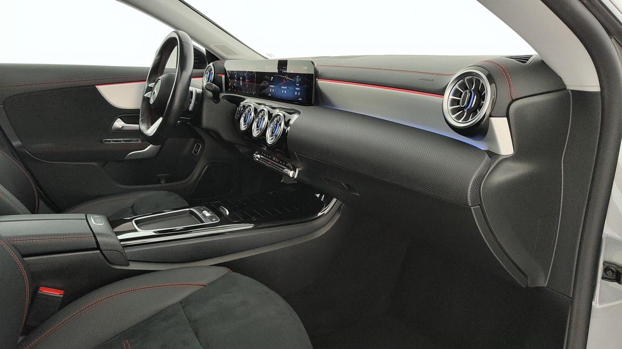 Mercedes-Benz CLA Sh.Brake - X118 2023 - CLA Shooting Brake 200 d AMG Line Premium Plus auto