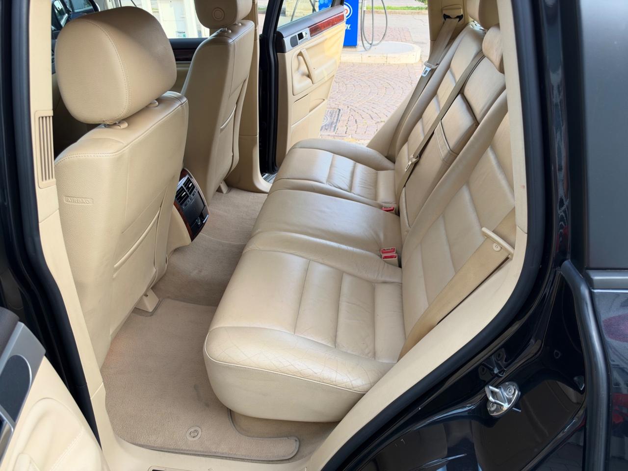 Volkswagen Touareg 3.0 V6 TDI DPF tiptronic