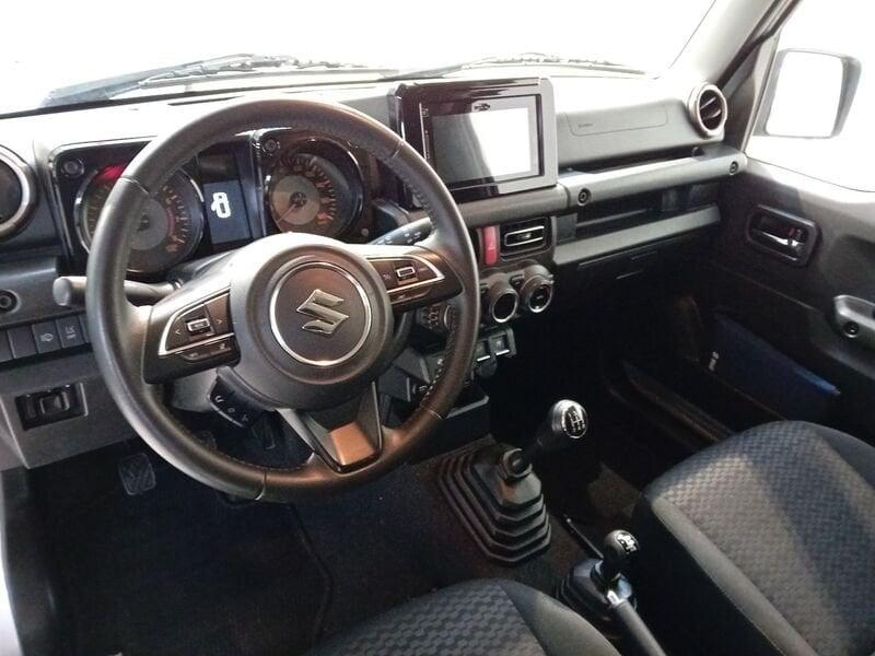 Suzuki Jimny Jimny 1.5 5MT Top 4 POSTI