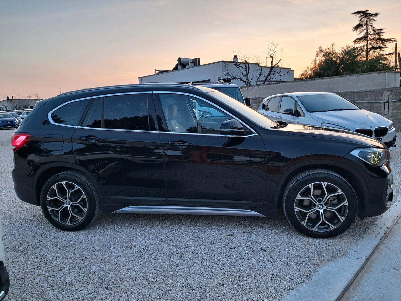 Bmw X1 xDrive18d- xLine*Pelle*Led