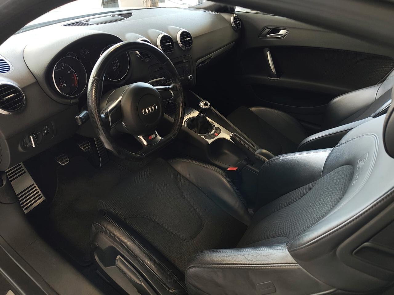 Audi TT 2.0TFSI MANUALE R19 OMOLOGATI