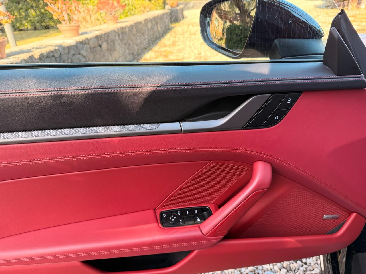 Porsche 911 Carrera 4S Cabriolet