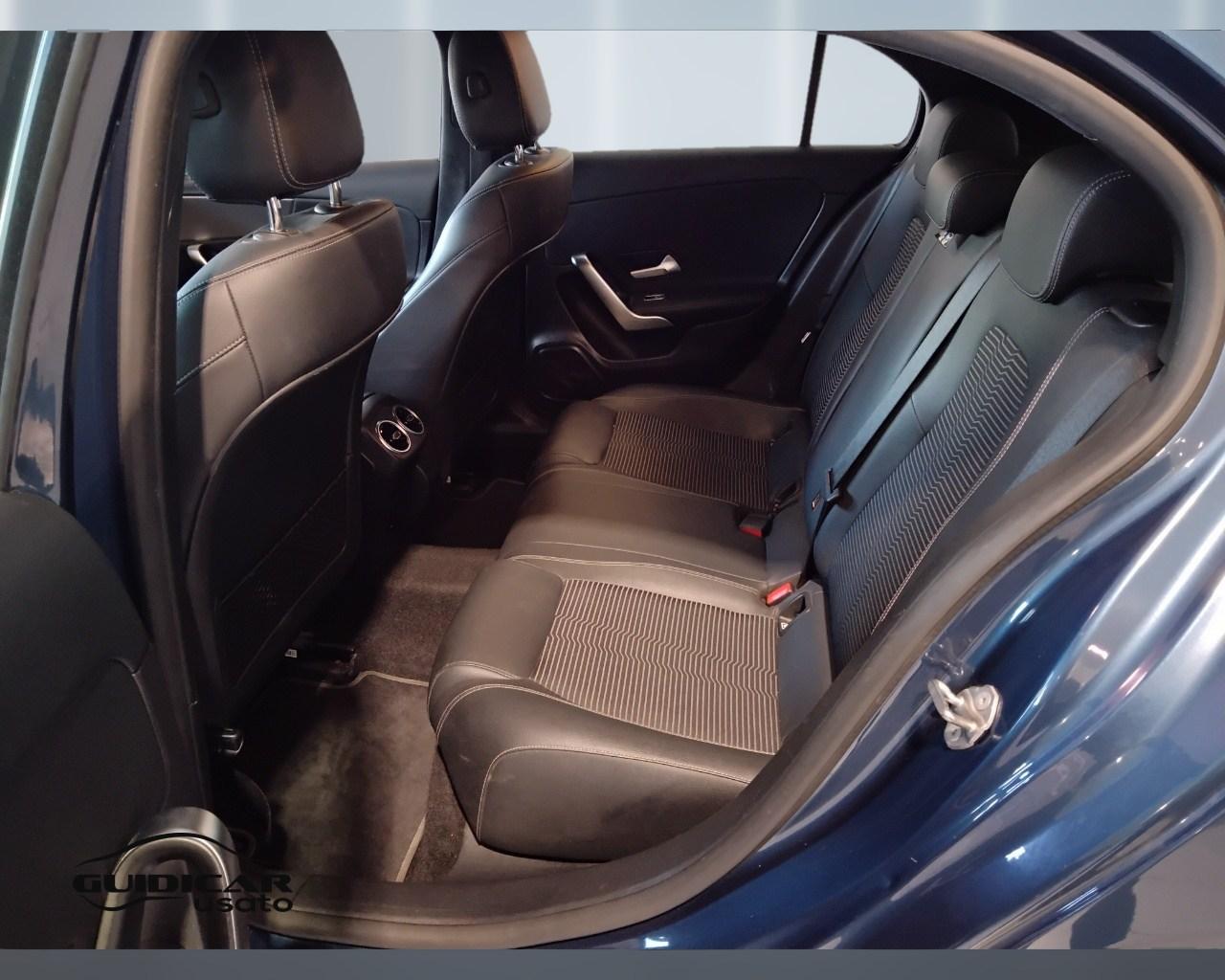 Mercedes-Benz Classe A - W177 2018 - A 180 d Sport auto