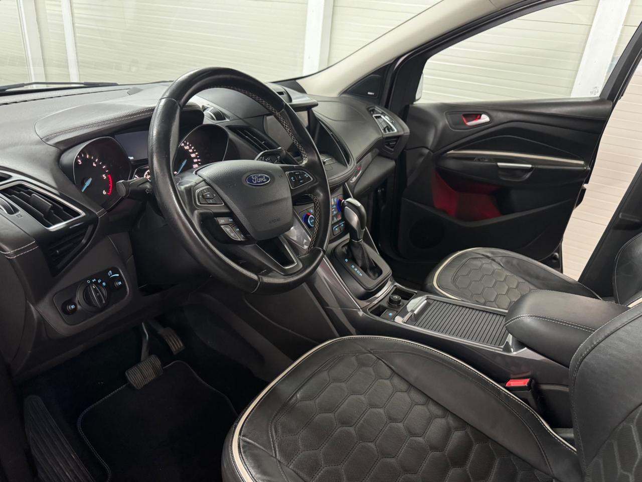 Ford Kuga 2.0 TDCI 180 CV 4WD Powershift Vignale