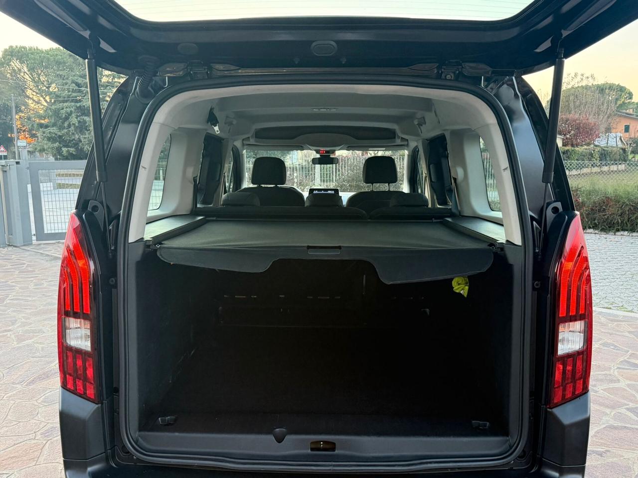 Peugeot Rifter 1.5 bluehdi Long